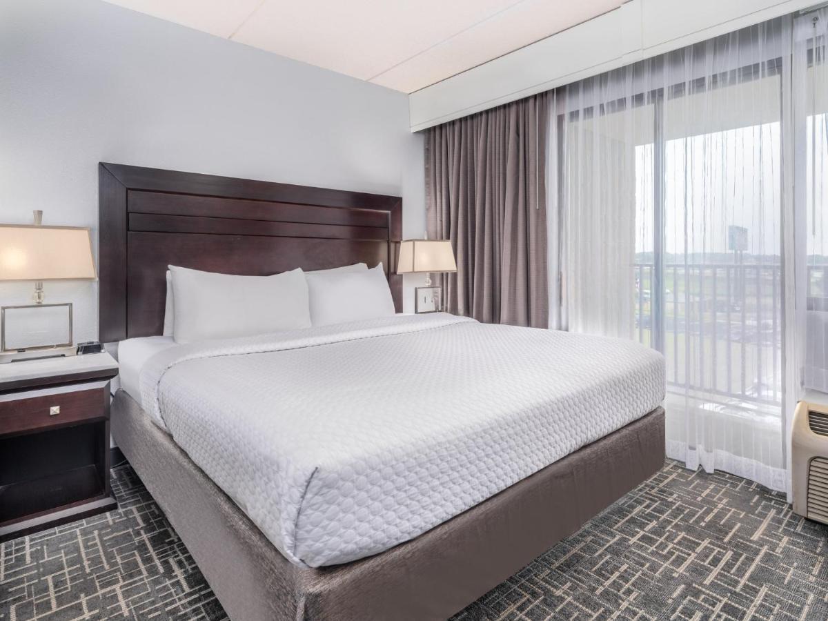 Hotel Crowne Plaza Milwaukee South By Ihg Exteriér fotografie