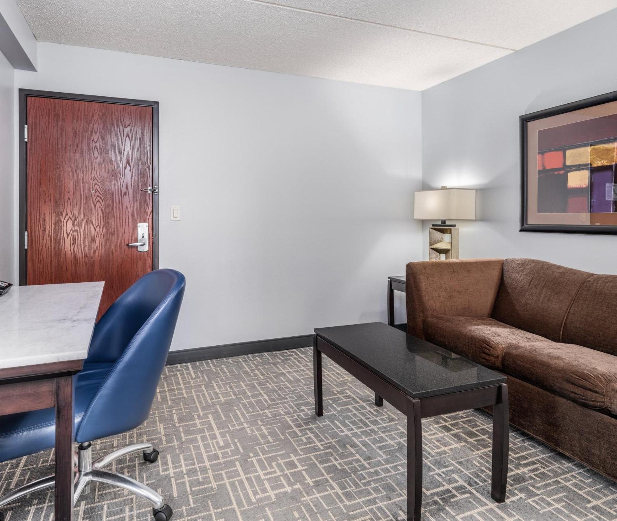 Hotel Crowne Plaza Milwaukee South By Ihg Exteriér fotografie